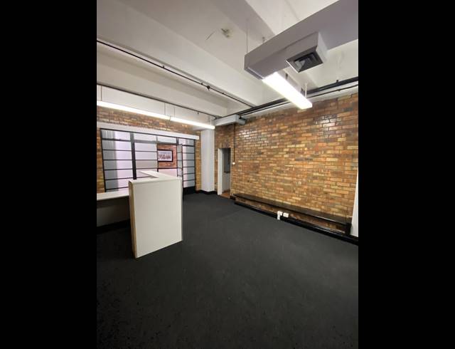 140M² OFFICE TO LET IN CAPE TOWN CITY CENTRE